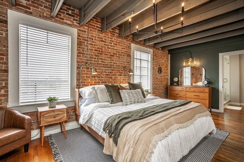 شقة The Loft At 113 - Gateway To The North Texas Hill Country Muenster المظهر الخارجي الصورة