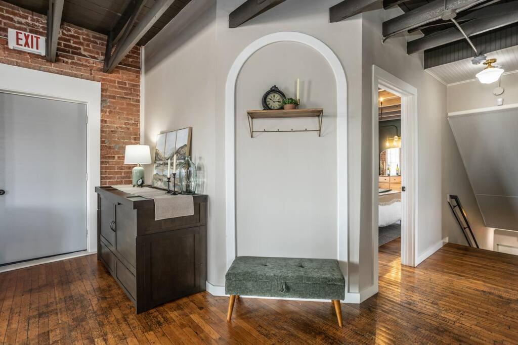 شقة The Loft At 113 - Gateway To The North Texas Hill Country Muenster المظهر الخارجي الصورة